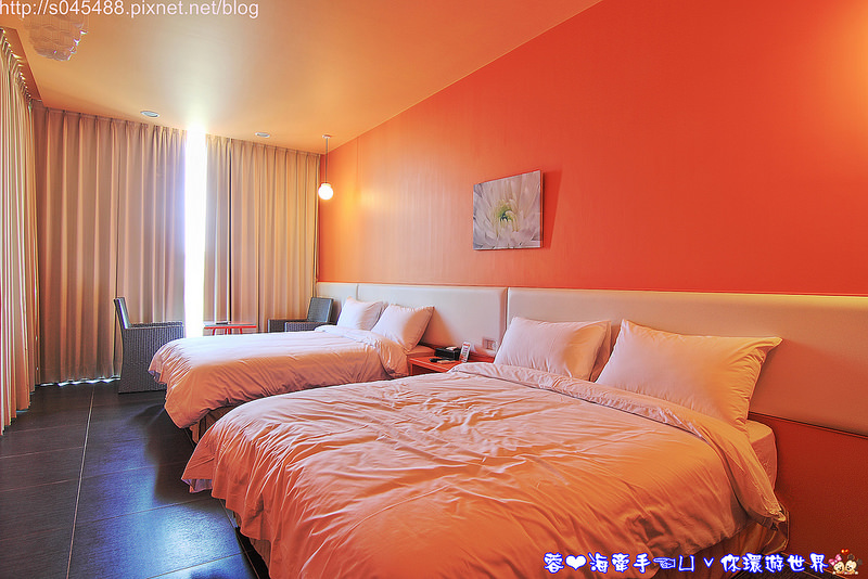 【宜蘭▍民宿】閒雲居♥坐擁冬山湖畔美景~不規則的俐落時尚外型，讓人留下深刻印象