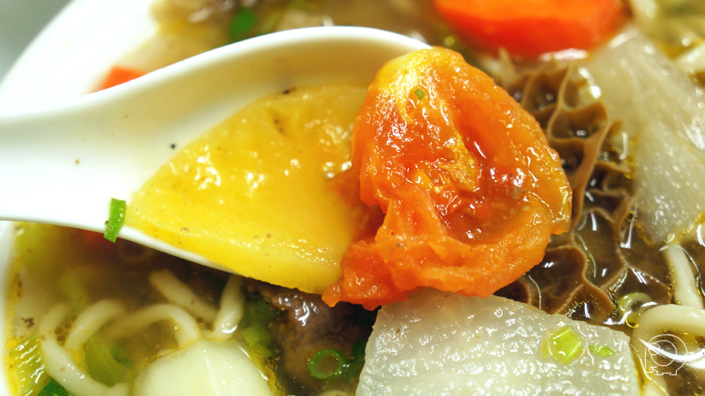 果香清燉牛雙寶麵 果香清燉牛雙寶麵