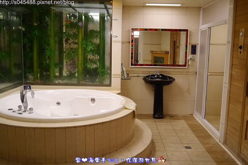 【宿▍桃園】馬卡龍MOTELღ繽紛色彩的馬卡龍房型,入住每天心情都不同