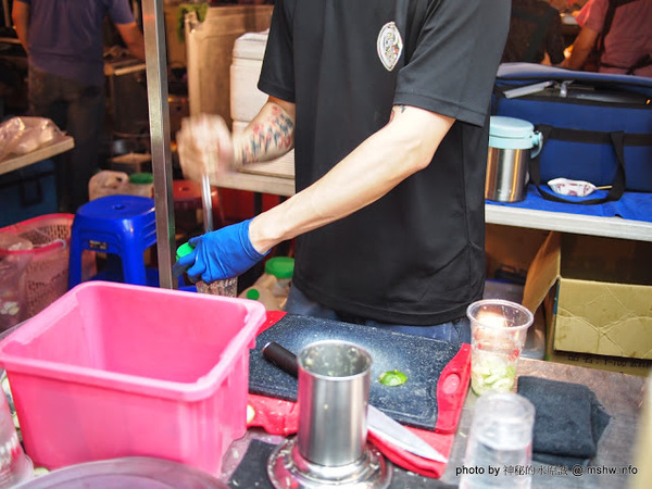 大台中龍富觀光夜市：【景點】台中龍富觀光夜市@南屯 : 三強鼎立？大台中的宵夜好夥伴! 動線尚可但攤位沒有號稱的多