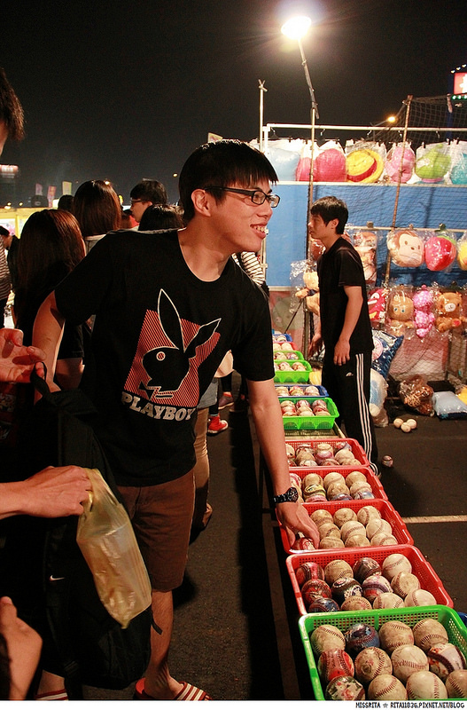 台中市南屯区旅游行程推荐大台中龙富观光夜市『《食记》台中新亮点