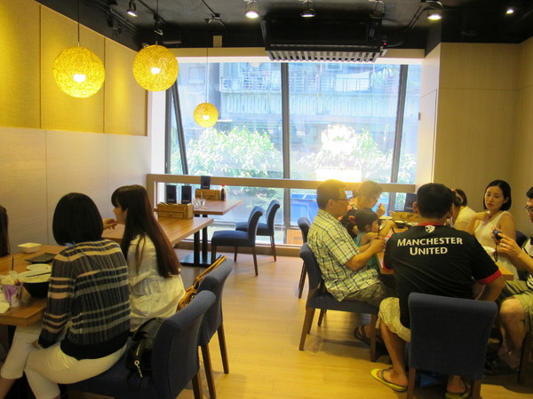 Brookhurst Seafood Bar布魯克海鮮吧:布魯克加州式越南餐廳