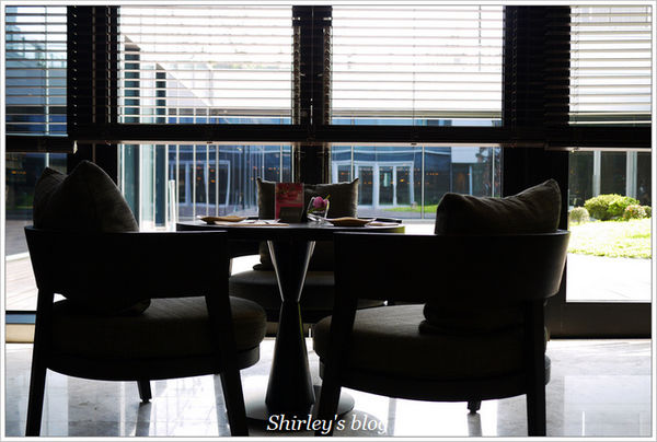 寒舍艾麗酒店The Terrace 大廳酒吧：寒舍艾麗酒店‧盛戀繽紛草莓季午茶