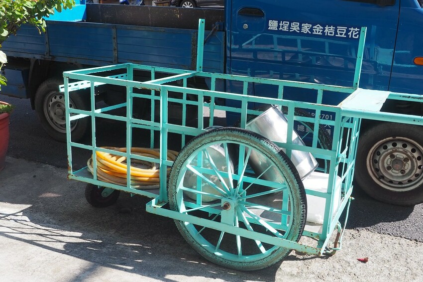 特色金桔炭香豆花酸甜爽口又好吃.傳承三代的美味.高雄鹽埕區小吃推薦♥鹽埕吳家豆花♥