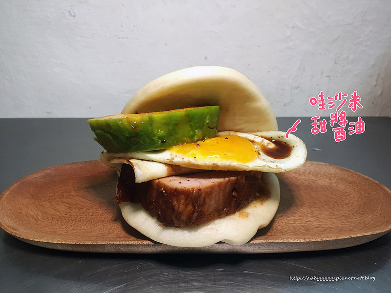 【桃園．八德】八德死巷隱藏版美食-紅麴老滷嫩里肌刈包