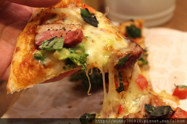 TINO'S PIZZA CAFE 堤諾比薩(莊敬門市):台北/信義 義式自然發酵甜在星PIZZA,香Q有食趣!【TINO'S PIZZA CAFE堤諾比薩】(莊敬店)捷運101/世貿站 TINO'S PIZZA CAFE 堤諾比薩(莊敬門市):台北/信義 義式自然發酵甜在星PIZZA,香Q有食趣!【TINO'S PIZZA CAFE堤諾比薩】(莊敬店)捷運101/世貿站