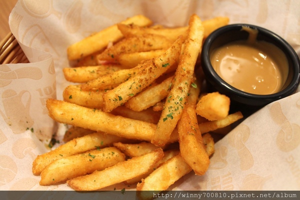 TINO'S PIZZA CAFE 堤諾比薩(莊敬門市):台北/信義 義式自然發酵甜在星PIZZA,香Q有食趣!【TINO'S PIZZA CAFE堤諾比薩】(莊敬店)捷運101/世貿站 TINO'S PIZZA CAFE 堤諾比薩(莊敬門市):台北/信義 義式自然發酵甜在星PIZZA,香Q有食趣!【TINO'S PIZZA CAFE堤諾比薩】(莊敬店)捷運101/世貿站