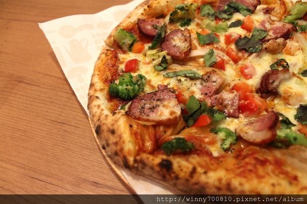 TINO'S PIZZA CAFE 堤諾比薩(莊敬門市):台北/信義 義式自然發酵甜在星PIZZA,香Q有食趣!【TINO'S PIZZA CAFE堤諾比薩】(莊敬店)捷運101/世貿站 TINO'S PIZZA CAFE 堤諾比薩(莊敬門市):台北/信義 義式自然發酵甜在星PIZZA,香Q有食趣!【TINO'S PIZZA CAFE堤諾比薩】(莊敬店)捷運101/世貿站