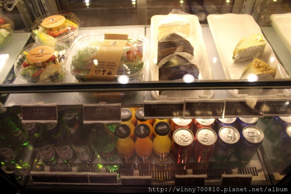 TINO'S PIZZA CAFE 堤諾比薩(莊敬門市):台北/信義 義式自然發酵甜在星PIZZA,香Q有食趣!【TINO'S PIZZA CAFE堤諾比薩】(莊敬店)捷運101/世貿站 TINO'S PIZZA CAFE 堤諾比薩(莊敬門市):台北/信義 義式自然發酵甜在星PIZZA,香Q有食趣!【TINO'S PIZZA CAFE堤諾比薩】(莊敬店)捷運101/世貿站