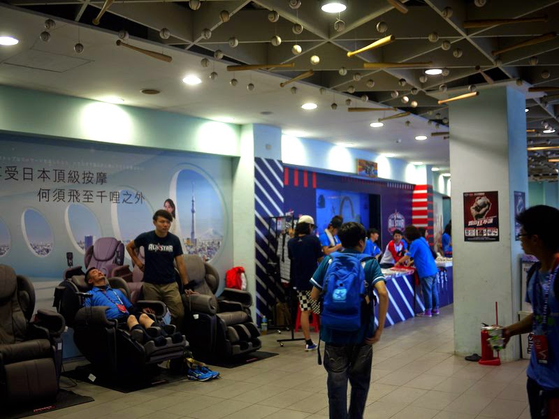 【桃園國際棒球場】在貴賓室看棒球明星賽