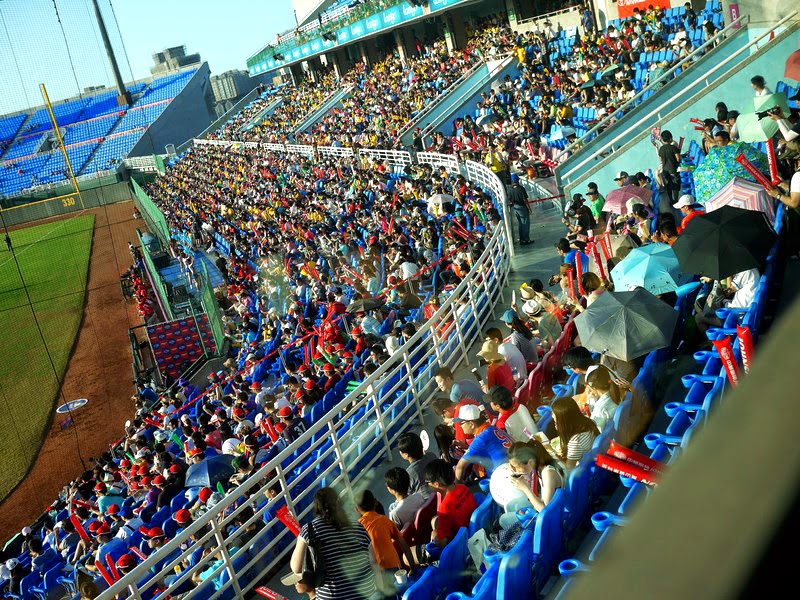 【桃園國際棒球場】在貴賓室看棒球明星賽