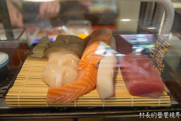 宇兵衛壽司:【食記】{高雄。左營區}嚴選新鮮食材不怕比較的宇兵衛壽司~鮮 宇兵衛壽司:【食記】{高雄。左營區}嚴選新鮮食材不怕比較的宇兵衛壽司~鮮