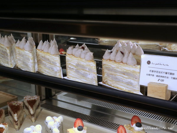 La Petite Tarte樂緹波兒手作塔派：台中美食│La Petite Tarte 樂緹波兒手作塔派〃台中必吃千層可麗餅就在這裡，每日限量，想吃請趁早！