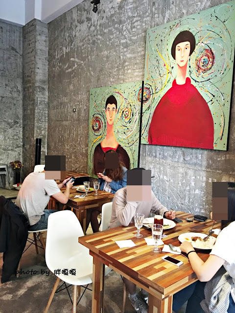 【台中 北區】八日八>>有著美味的中餐和惡魔般的甜點，中西合璧、氣氛絕佳、服務生也很可愛