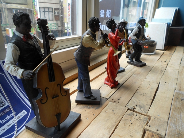 Cozy Diner 可里小餐館:Cozy Diner -新興區復興二路332號 (體驗-Cozy Diner 可里小餐館)