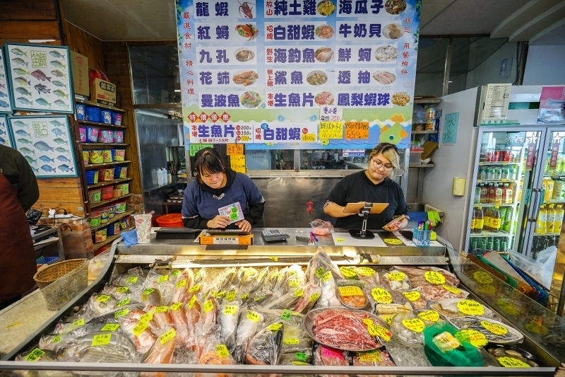 跳躍的宅男 - [花蓮鹽寮美食]久違的055龍蝦海鮮餐廳 明碼標價無壓力 花蓮海鮮美味吃了就知道 (內有詳細菜單)