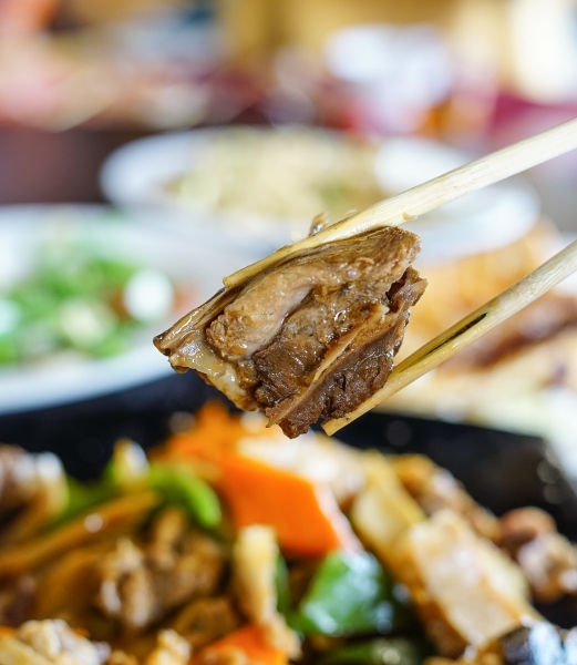 跳躍的宅男 - [花蓮鹽寮美食]久違的055龍蝦海鮮餐廳 明碼標價無壓力 花蓮海鮮美味吃了就知道 (內有詳細菜單)