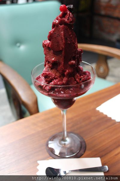 民生工寓coffee essential：台北 松山。舒適巷弄咖啡廳 民生工寓coffee essential 捷運松山機場站