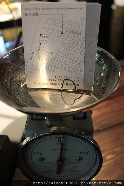 民生工寓coffee essential：台北 松山。舒適巷弄咖啡廳 民生工寓coffee essential 捷運松山機場站