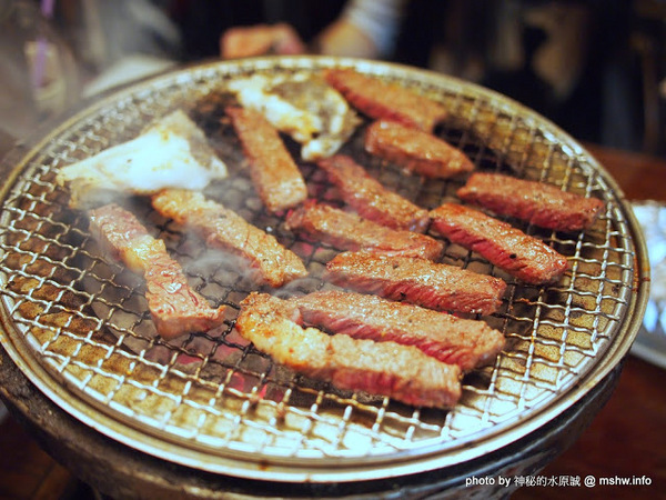 出一張嘴(中港店)：【食記】台中出一張嘴中港店@西區BRT中正國小 : 水準還在的日式燒肉店,點餐不手軟的食肉天堂,幸福真的只要出一張嘴!