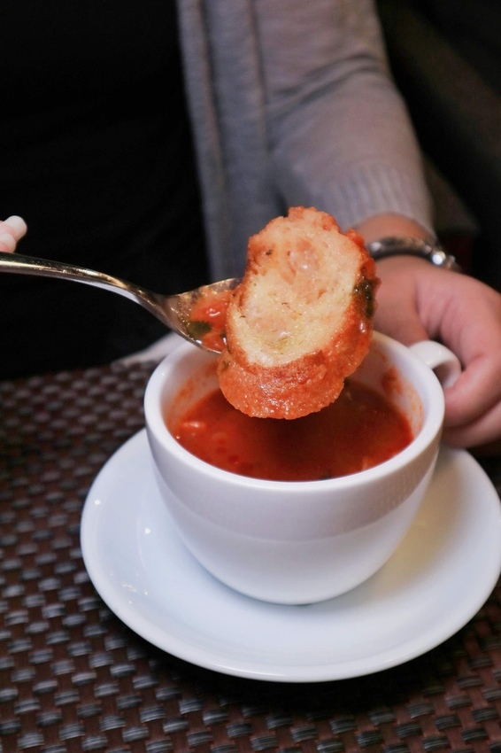 2019-08-26 04.03.47 3.jpg