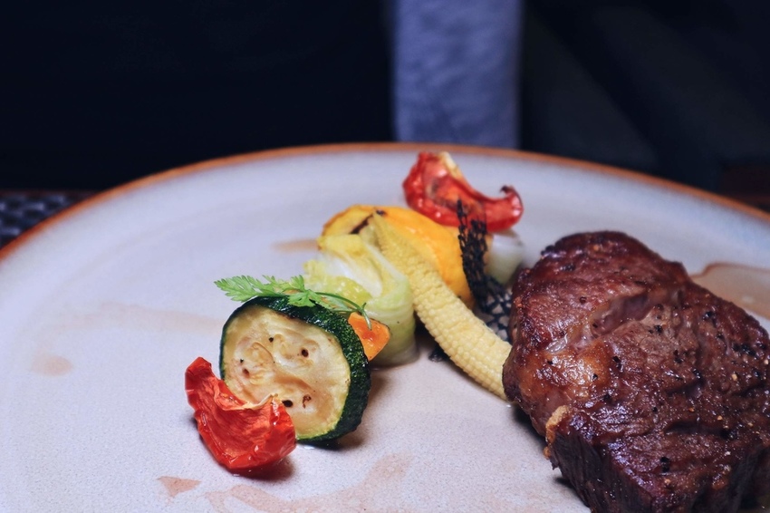 2019-08-26 04.03.47 2.jpg