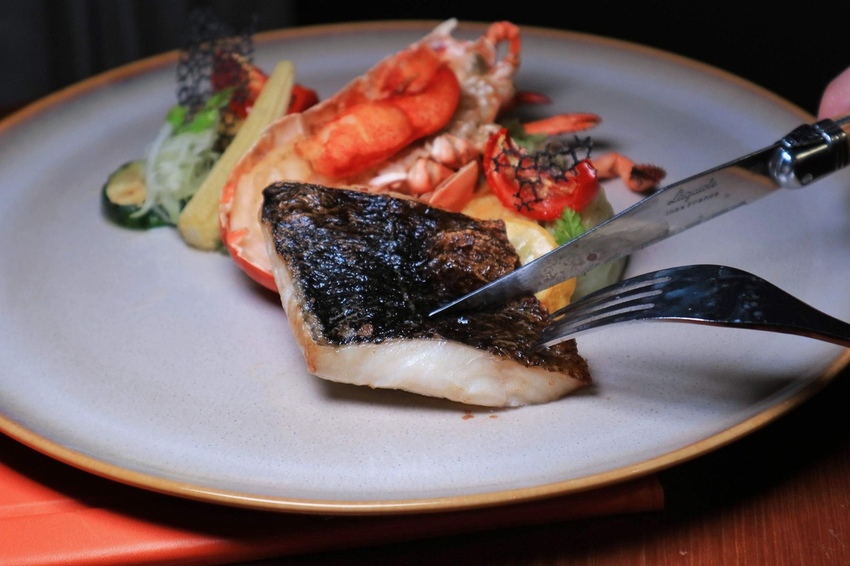 2019-08-26 04.03.36 3.jpg