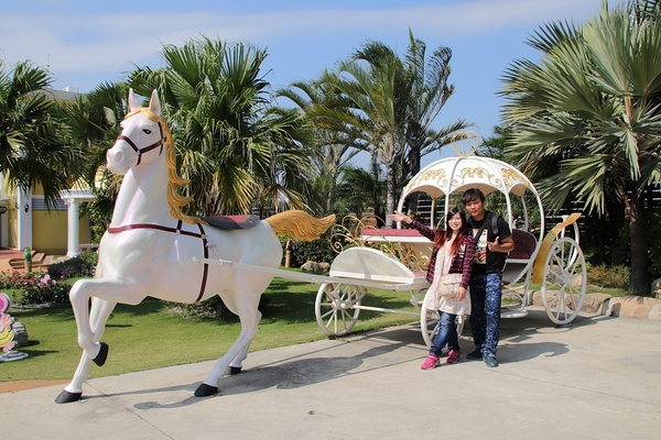 大村進昌咖啡烘焙館：【彰化大村景點】進昌咖啡烘焙館~巴洛克式建築，彷彿來到歐風的城堡，享用美味尊貴的下午茶