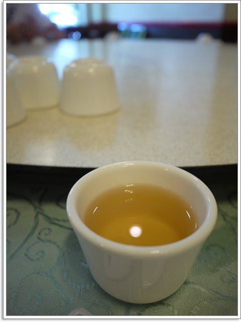 宋廚菜館：台北信義 宋廚菜館 烤鴨多吃～噴汁鴨皮令人難忘，可是...