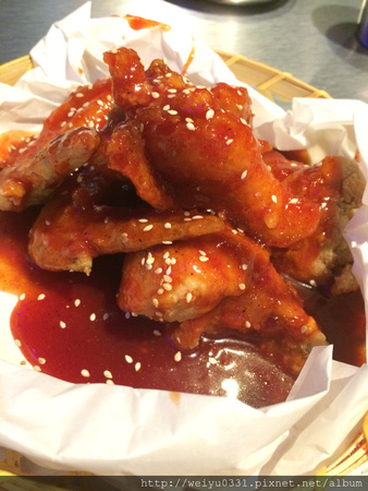 《黃oppa chicken》來自星星的炸雞、炒年糕-東區延吉街超人氣美食新開幕!