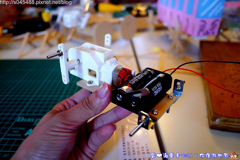 【雲林▍親子景點】雲中街文創聚落(DIY機械人)♥大朋友小朋友都適合，一起動手來做機械人