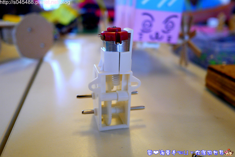 【雲林▍親子景點】雲中街文創聚落(DIY機械人)♥大朋友小朋友都適合，一起動手來做機械人