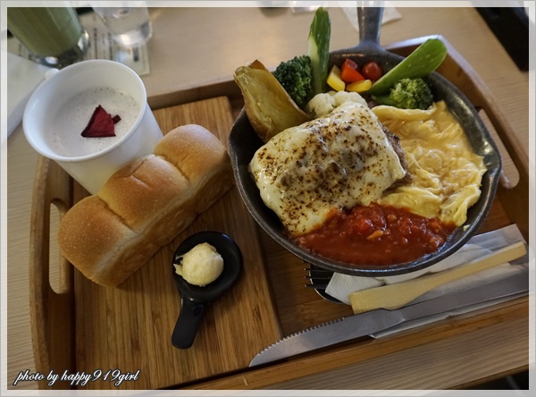 [高雄]自家烘焙AOP吐司比早午餐更迷人★多一點咖啡館A Little More