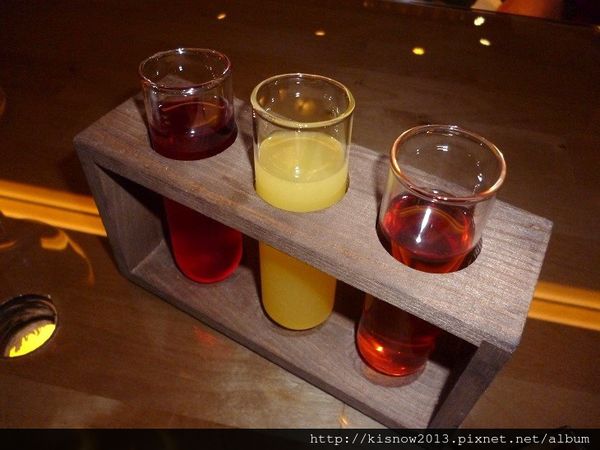 琺蘭24-試管飲料.JPG 琺蘭24-試管飲料.JPG