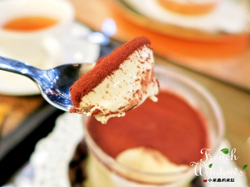 【捷運市政府站】FrenchWindows 琺蘭綺瑥朵~奢華待遇，六星級尊爵享受，好姊妹的約會勝地♥(免費WIFI/不限時/約會聚餐聖地)