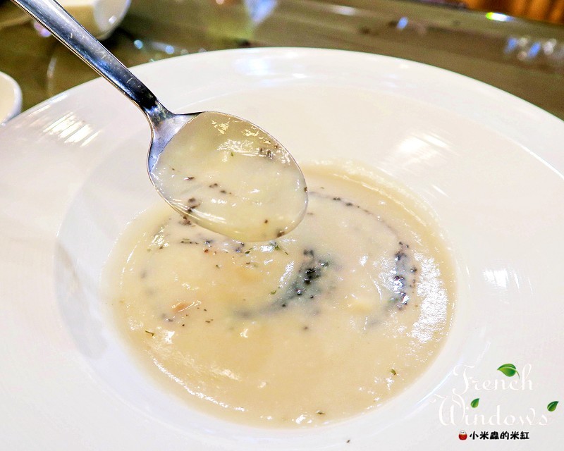 【捷運市政府站】FrenchWindows 琺蘭綺瑥朵~奢華待遇，六星級尊爵享受，好姊妹的約會勝地♥(免費WIFI/不限時/約會聚餐聖地)