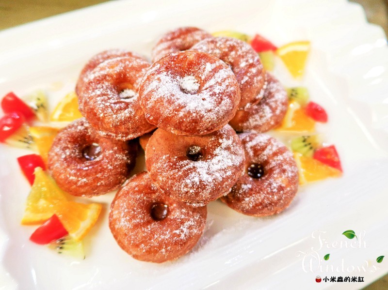 【捷運市政府站】FrenchWindows 琺蘭綺瑥朵~奢華待遇，六星級尊爵享受，好姊妹的約會勝地♥(免費WIFI/不限時/約會聚餐聖地)