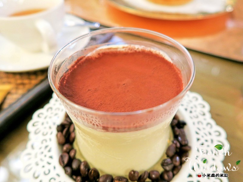 【捷運市政府站】FrenchWindows 琺蘭綺瑥朵~奢華待遇，六星級尊爵享受，好姊妹的約會勝地♥(免費WIFI/不限時/約會聚餐聖地)