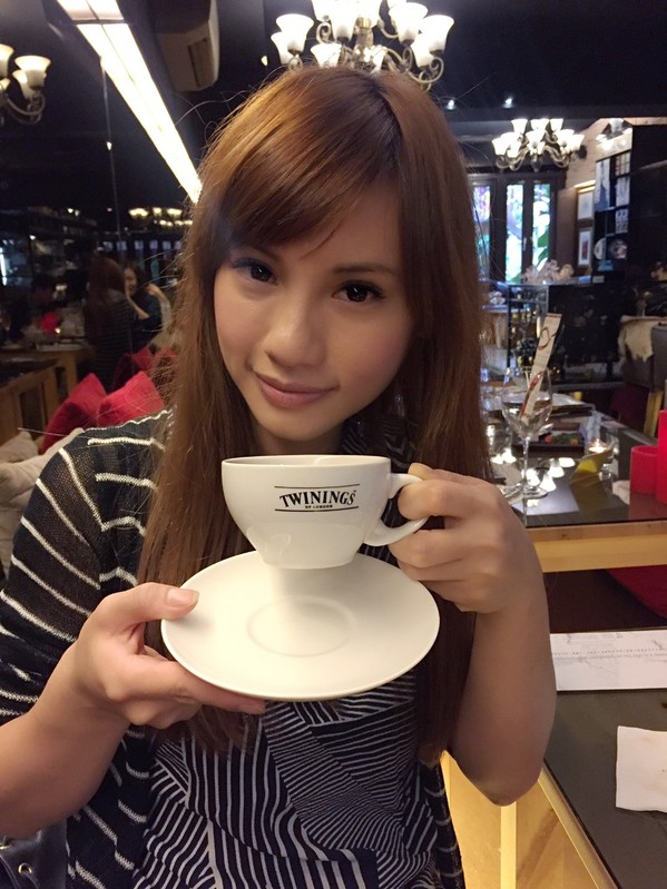 【捷運市政府站】FrenchWindows 琺蘭綺瑥朵~奢華待遇，六星級尊爵享受，好姊妹的約會勝地♥(免費WIFI/不限時/約會聚餐聖地)