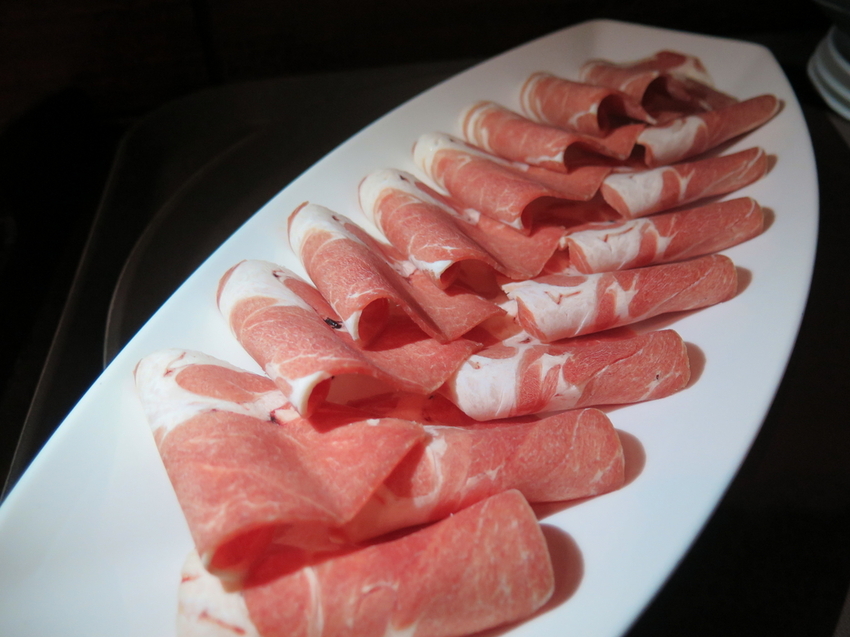 IMG_9546.JPG - 【台北】橘色涮涮屋。二館仁愛店高價單點式火鍋。南洋峇里spa撰寫