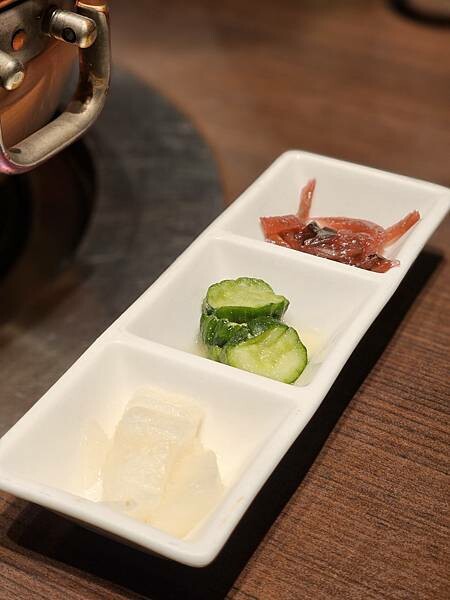 大安區推薦美食「橘色涮涮屋」/台北消夜/頂級火鍋排隊實至名歸