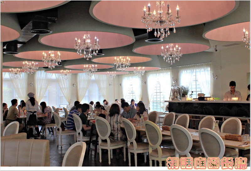 絕佳外拍景點－桐話庭園餐廰