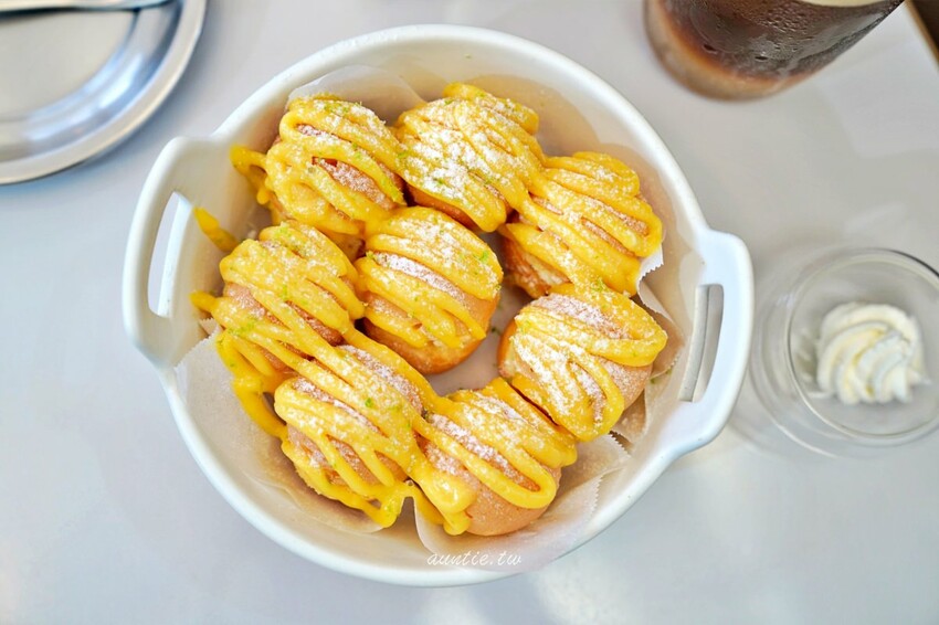 台南市東區【台南】中西區|和喫咖啡,老屋咖啡廳,圓滾滾鬆餅球,豐盛早午餐