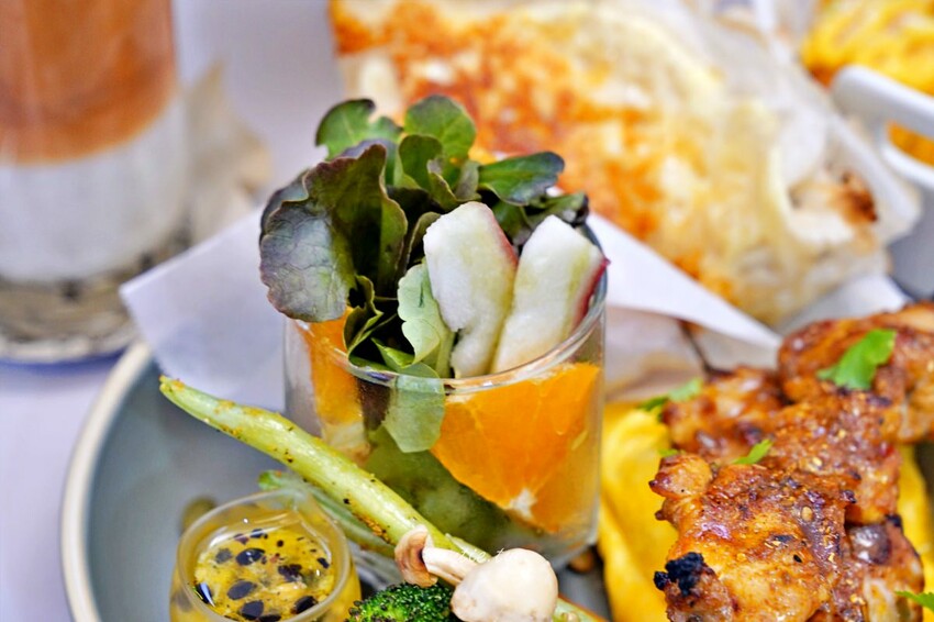 台南市東區【台南】中西區|和喫咖啡,老屋咖啡廳,圓滾滾鬆餅球,豐盛早午餐