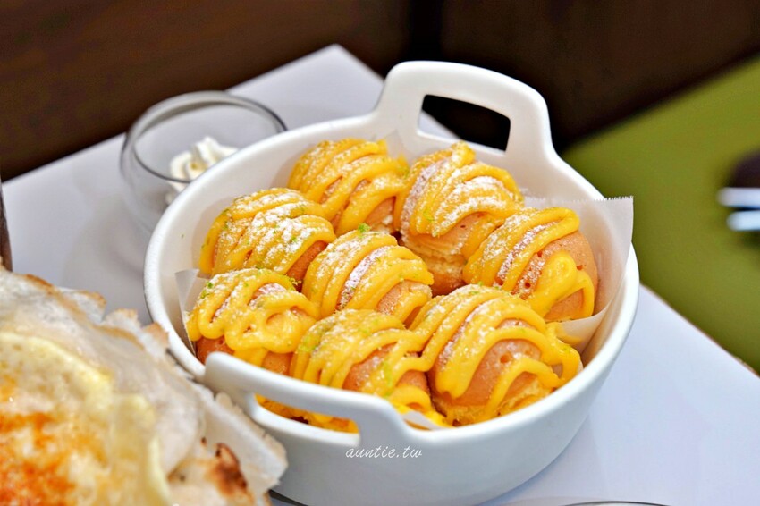 台南市東區【台南】中西區|和喫咖啡,老屋咖啡廳,圓滾滾鬆餅球,豐盛早午餐