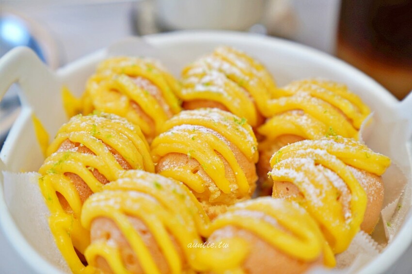 台南市東區【台南】中西區|和喫咖啡,老屋咖啡廳,圓滾滾鬆餅球,豐盛早午餐