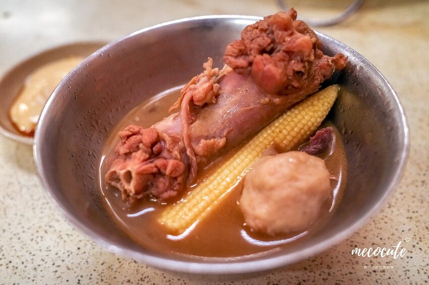 立冬吃這間,全台生意最好的霸味薑母鴨在三重,生意好到有警衛指揮交通!