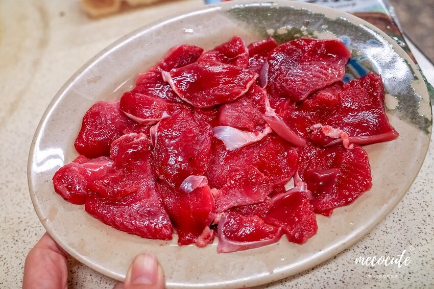 立冬吃這間,全台生意最好的霸味薑母鴨在三重,生意好到有警衛指揮交通!