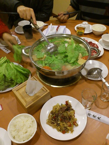 牛老大：[高雄][美食]牛老大涮涮鍋~牛肉鮮嫩一吃上癮