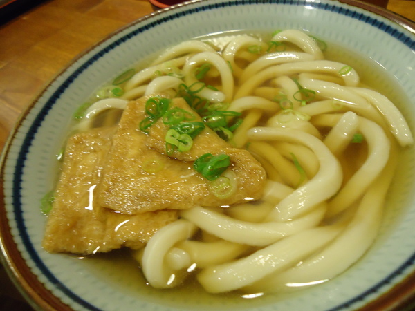 UDON讚岐烏龍麵(學士店):【台中食記】全台中僅此一間!!無敵彈牙麵條軟Q到回彈@UDON讚岐烏龍麵 UDON讚岐烏龍麵(學士店):【台中食記】全台中僅此一間!!無敵彈牙麵條軟Q到回彈@UDON讚岐烏龍麵